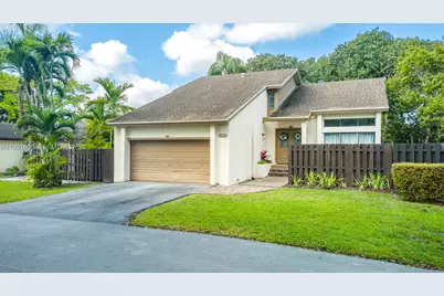 13560 SW 108th St Cir N, Miami, FL 33186 - Photo 57