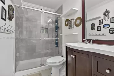 10002 Winding Lake Rd #204, Sunrise, FL 33351 - Photo 17