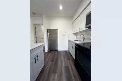 550 SW 16th Ave #550, Miami, FL 33135 - Photo 11