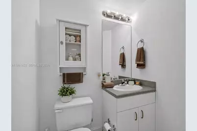 701 Brickell Key Blvd #1108, Miami, FL 33131 - Photo 7