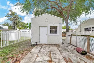 299 NW 43rd St, Miami, FL 33127 - Photo 19