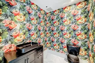 19575 Collins Ave, Sunny Isles Beach, FL 33160 - Photo 37