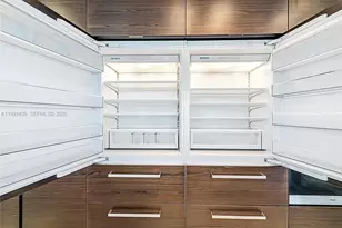 19575 Collins Ave, Sunny Isles Beach, FL 33160 - Photo 33