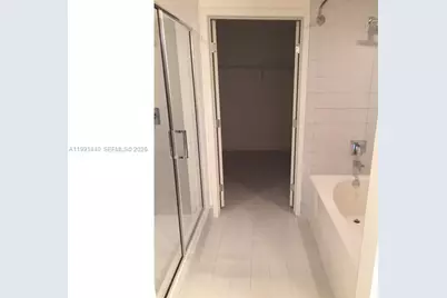 999 SW 1street #1515, Miami, FL 33130 - Photo 5