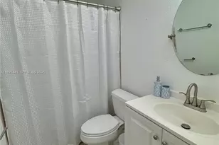 740 11th St, Miami Beach, FL 33139 - Photo 17