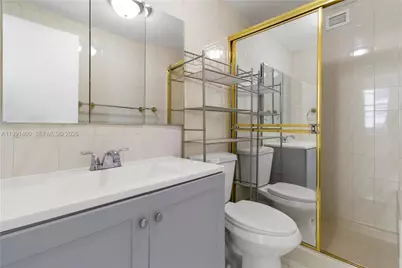 905 Brickell Bay Dr #531, Miami, FL 33131 - Photo 17