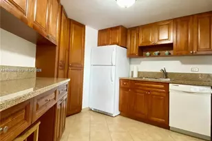 905 Brickell Bay Dr, Miami, FL 33131 - Photo 17