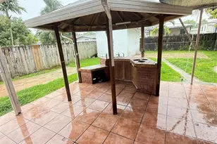 430 NW 60th Ave, Miami, FL 33126 - Photo 23