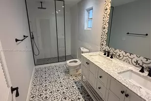 430 NW 60th Ave, Miami, FL 33126 - Photo 11