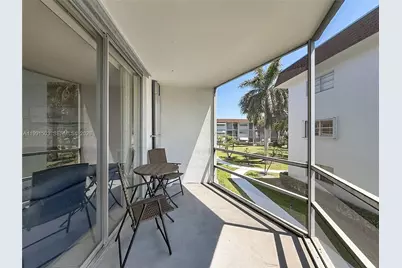 400 SE 10th St #218, Deerfield Beach, FL 33441 - Photo 19