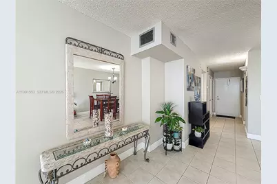 400 SE 10th St #218, Deerfield Beach, FL 33441 - Photo 5