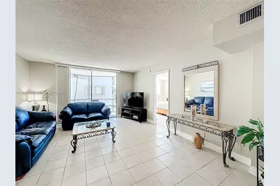 400 SE 10th St #218, Deerfield Beach, FL 33441 - Photo 3