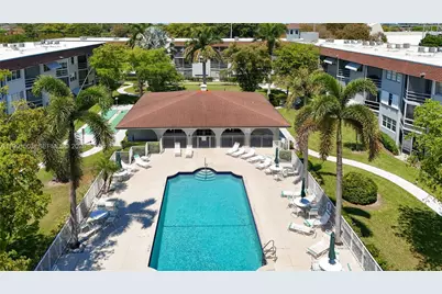 400 SE 10th St #218, Deerfield Beach, FL 33441 - Photo 21