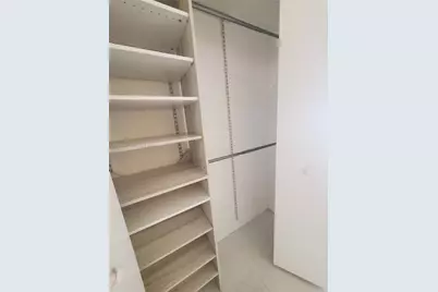 488 NE 18th St #1805, Miami, FL 33132 - Photo 13