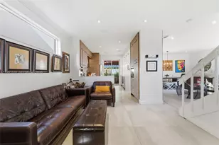 8657 NW 2nd St, Miami, FL 33126 - Photo 13