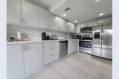 17890 W Dixie Hwy #307, North Miami Beach, FL 33160 - Photo 25