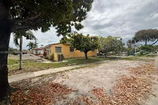 4470 W 1st Ave, Hialeah, FL 33012 - Photo 23