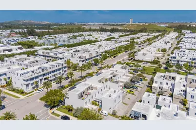 10502 NW 66th St, Doral, FL 33178 - Photo 41