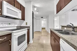 470 S Park Rd, Hollywood, FL 33021 - Photo 5