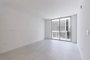 77 SE 5th St, Miami, FL 33131 - Photo 77