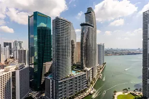 77 SE 5th St, Miami, FL 33131 - Photo 1