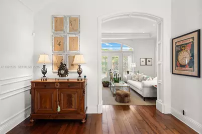 6900 Altamira St, Coral Gables, FL 33146 - Photo 23