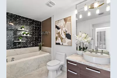 244 Biscayne Blvd #1605, Miami, FL 33132 - Photo 17