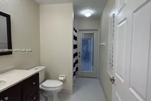 10261 NW 54th Pl, Coral Springs, FL 33076 - Photo 23