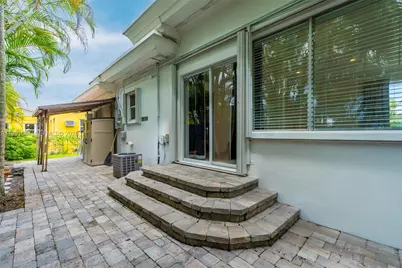 2300 SW 24th St, Miami, FL 33145 - Photo 25