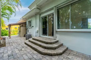 2300 SW 24th St, Miami, FL 33145 - Photo 25