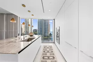 300 Biscayne Blvd Way, Miami, FL 33131 - Photo 31