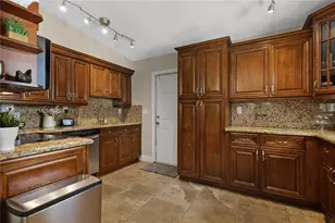 3500 SW 13th St, Miami, FL 33145 - Photo 17