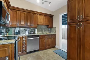 3500 SW 13th St, Miami, FL 33145 - Photo 19