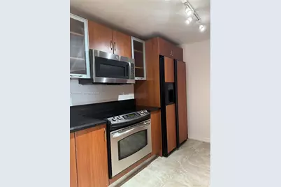 18800 NE 29th Ave #822, Aventura, FL 33180 - Photo 3