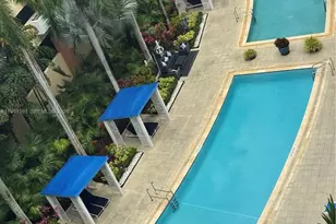 18800 NE 29th Ave, Aventura, FL 33180 - Photo 11