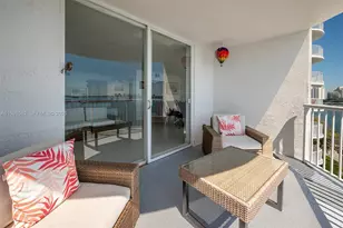 1420 Brickell Bay Dr, Miami, FL 33131 - Photo 37