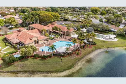 695 SE 30th Dr, Homestead, FL 33033 - Photo 11