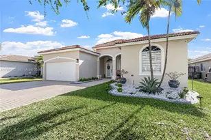 695 SE 30th Dr, Homestead, FL 33033 - Photo 3