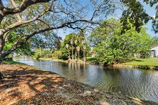 11407 Lakeview Dr, Coral Springs, FL 33071 - Photo 29