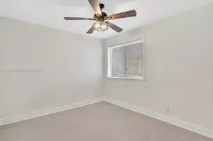 11407 Lakeview Dr, Coral Springs, FL 33071 - Photo 49