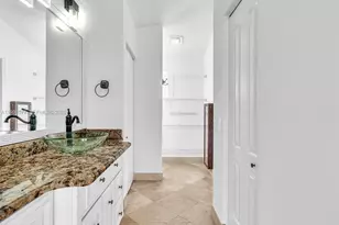 11407 Lakeview Dr, Coral Springs, FL 33071 - Photo 11