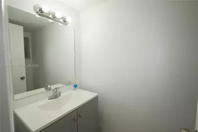 1075 93rd St #403, Bay Harbor Islands, FL 33154 - Photo 21