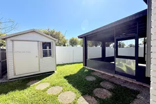 1547 SW 137th Pl, Miami, FL 33184 - Photo 23