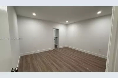 1547 SW 137th Pl, Miami, FL 33184 - Photo 11