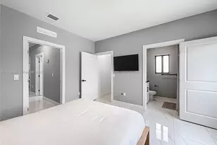 1220 NW 30th St, Miami, FL 33142 - Photo 11