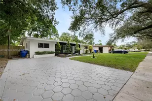 5727 Harrison St, Hollywood, FL 33023 - Photo 25