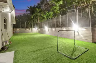 2126 NE 187th St, North Miami Beach, FL 33179 - Photo 83