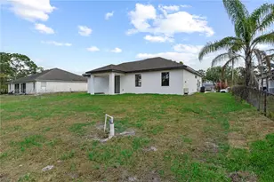 1113 Enrique St E, Lehigh Acres, FL 33974 - Photo 5