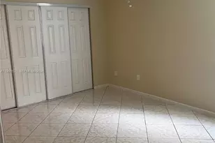 802 Constitution Dr, Homestead, FL 33034 - Photo 5