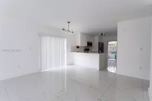 22226 SW 98th Pl, Cutler Bay, FL 33190 - Photo 3